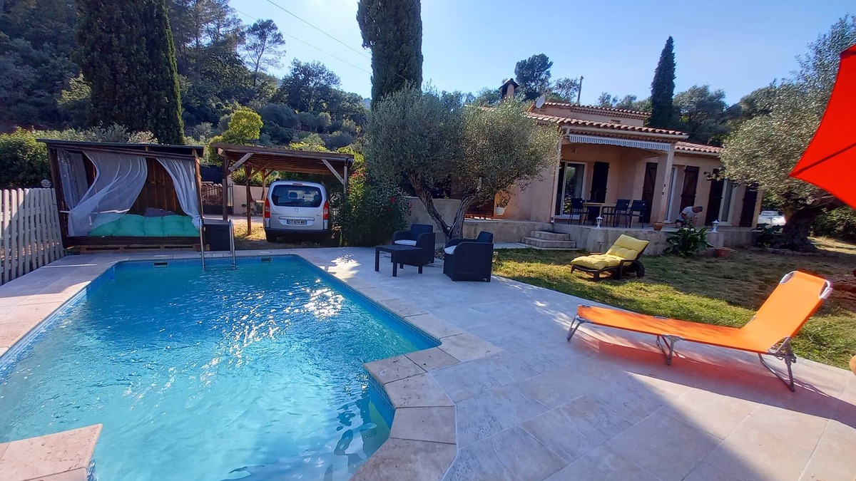 Sollies-Ville Villa | Provencal villa with swimming pool, fully air-conditioned