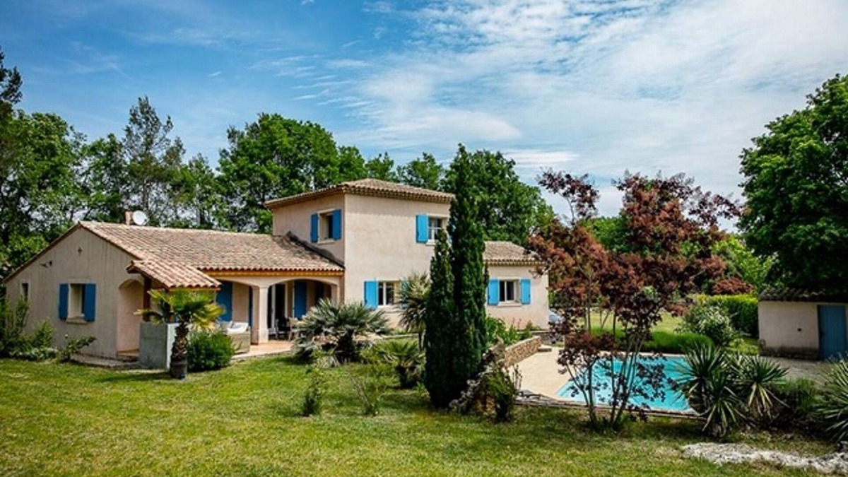 Draguignan Villa | Provencal villa with private heated pool, terraces, gardens in Draguignan