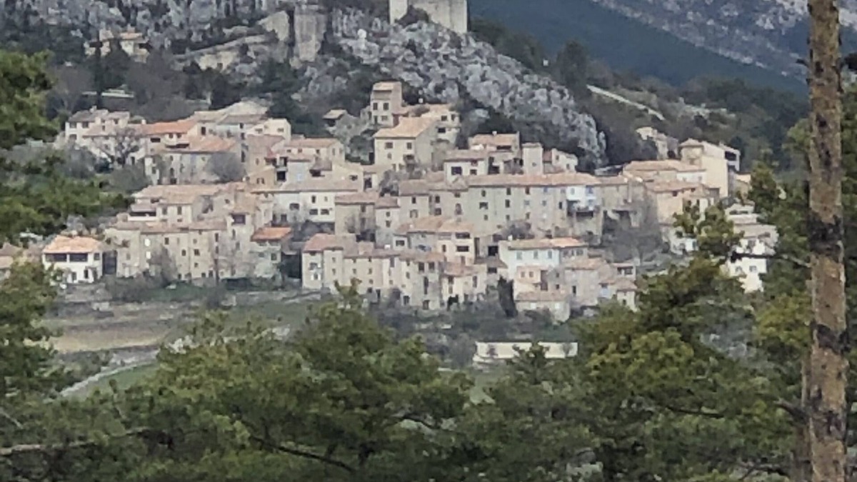 Trigance Apartment | Provencal village in the Verdon gorges