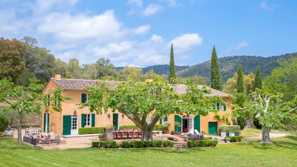 La Mole Villa | Provence Country Villa - 6 BR, Pool & Garden