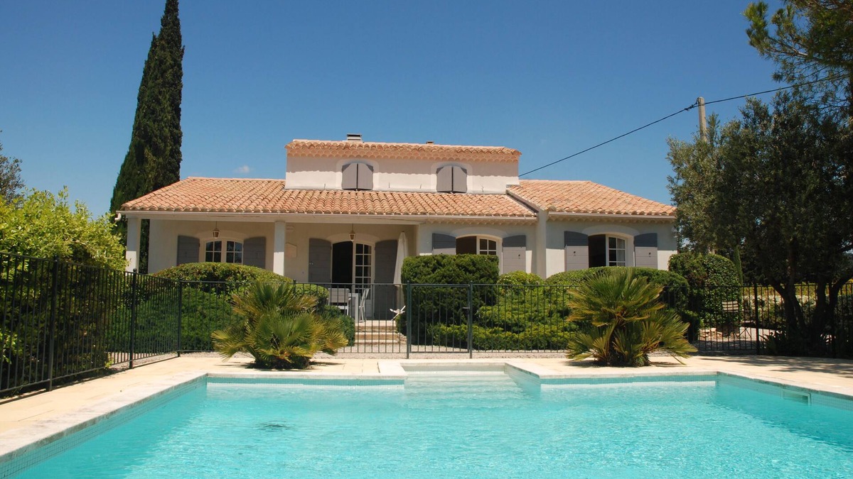 Gigondas House | Provence ideally located in the middle of vineyards, single storey villa 8 pers.