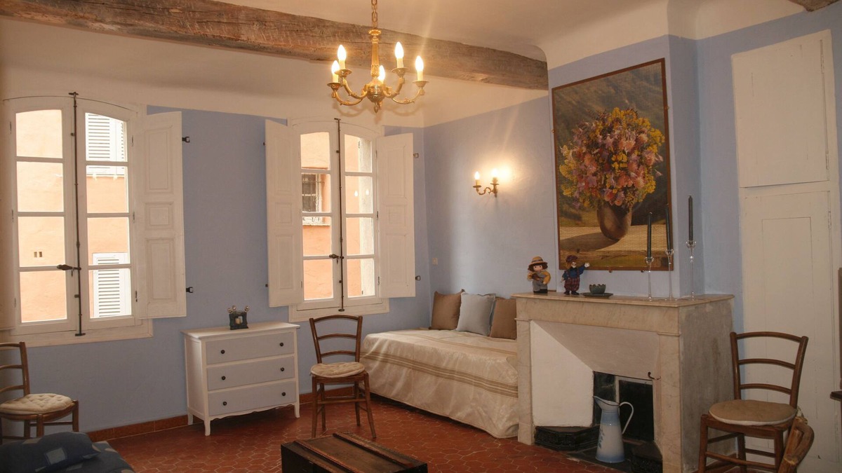 Callas Apartment | Provence Typical house with studio in the center of the village of Callas