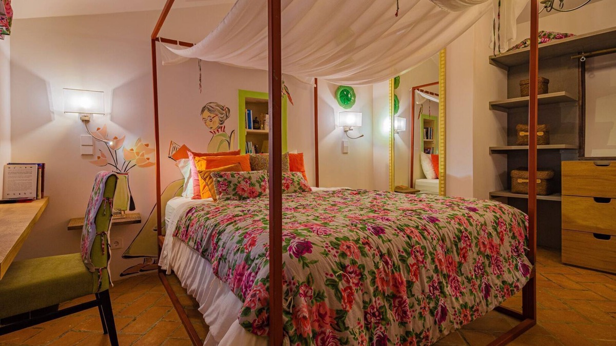 Carvoeira House | Relaxing suite, The little red riding Hood, Spa & Pool, Cerrado das Fontainhas