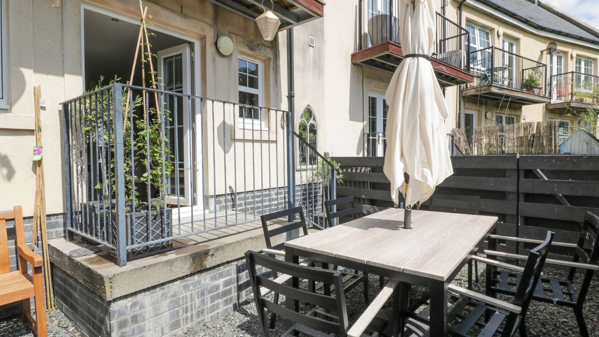 Garlieston Cottage | PTARMIGAN, pet friendly, with a garden in Garlieston