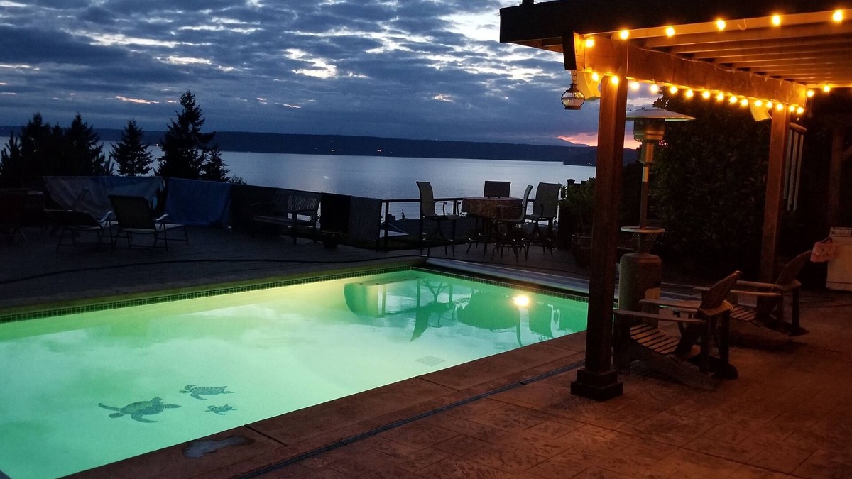 Northeast Tacoma Bed & Breakfast | Puget Sound View, Private Queen Bedroom, Private Pool/Jacuzzi