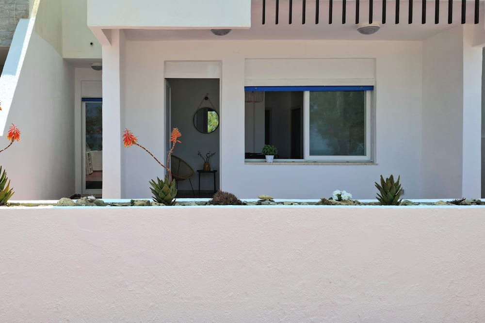 Lendinuso Apartment | Puglia/Apulia - Sea Apt in Salento with 2 bedrooms in front of the beach