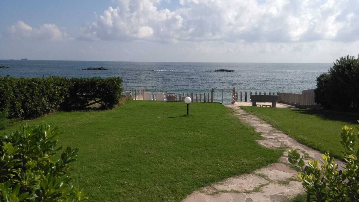 Sarroch Villa | PULA MARE VILLA with Private Access Lvl the sea.