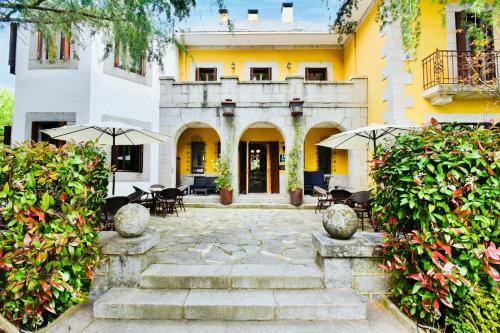 Guadarrama Villa | Punta me Palace " Hotel & Private Events "