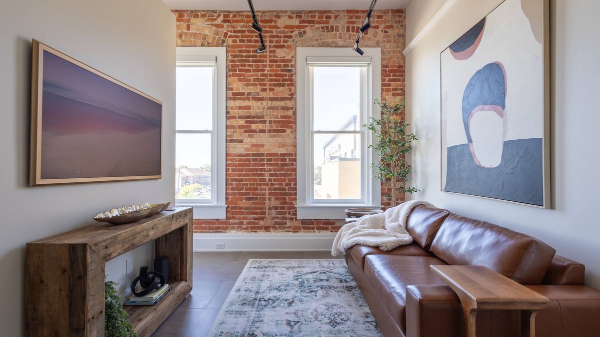 Downtown Condo | Pura Vida at The Brent Lofts