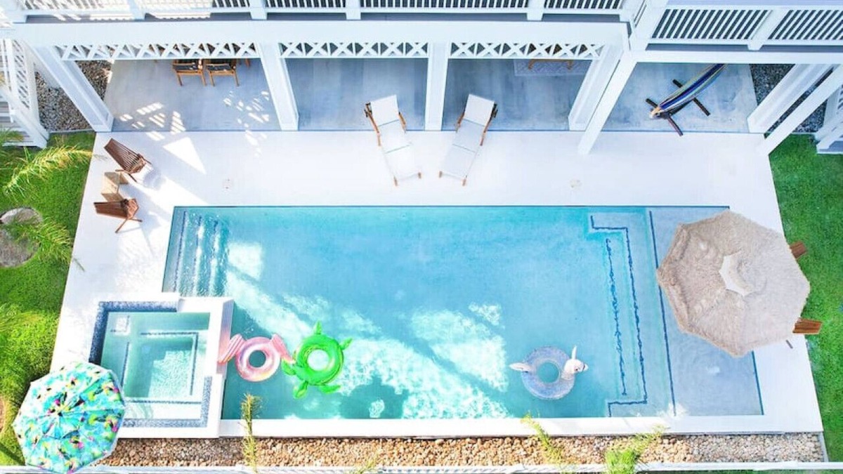 Red Fish Cove Apartment | Pura Vida, Galveston TX