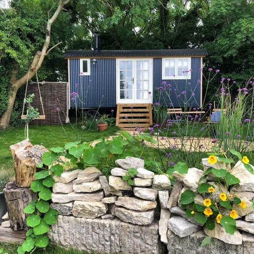 Worth Matravers Apartment | Purbeck Shepherd Huts