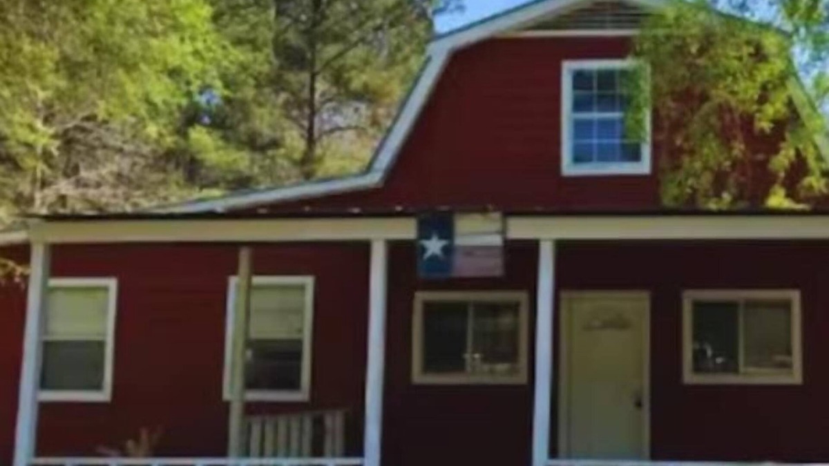 Lumberton House | Pure Country, plenty of space & trees, relaxing!