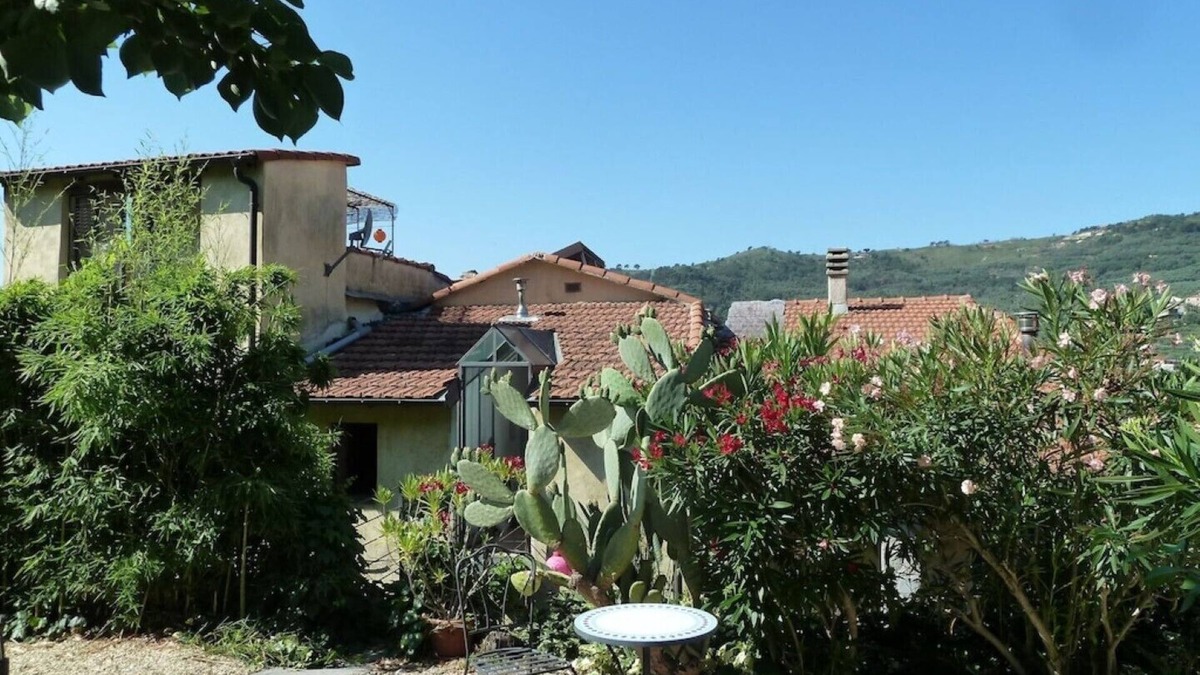 Isolalunga Apartment | Pure Mediterranean: Beautiful Bambola vacation Codice citra): 008030-LT-0157n