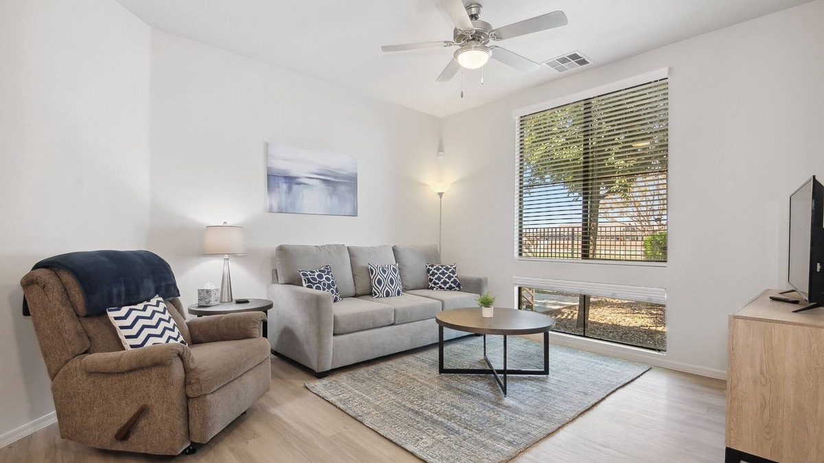 Gilbert Apartment | Pure Suites Gilbert Pool, Gym, Spa, Volleyball