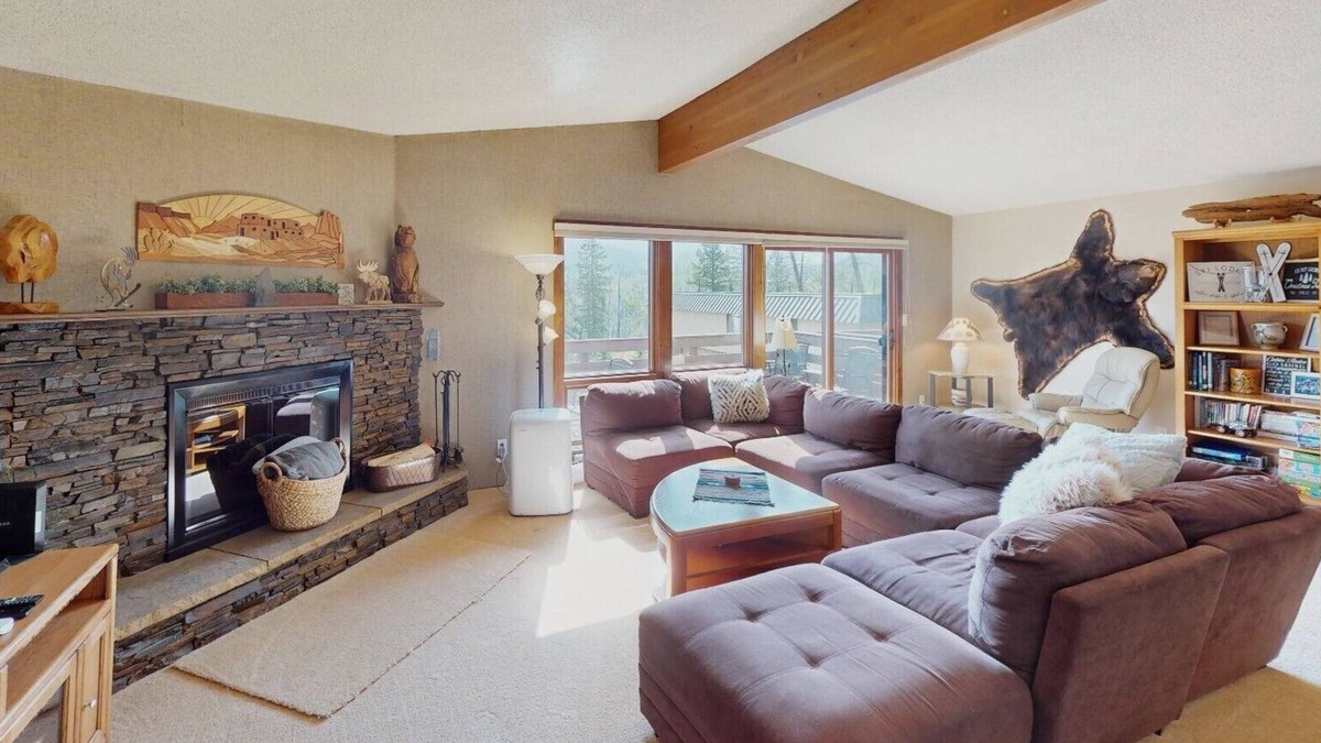 Purgatory Condo | Purgatory Condo with Easy Trail Access & Views!