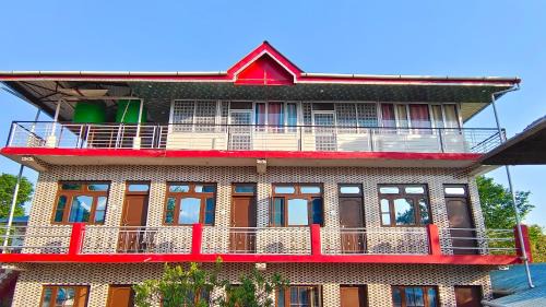 Suja House | Puri Home Stay Bir Billing