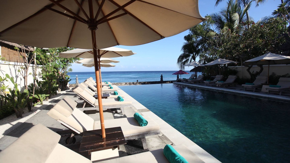 Mangsit Hotel | Puri Mas Boutique Resort & Spa