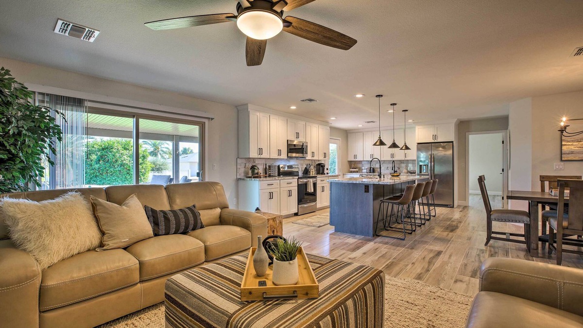 Sun City West House | Putting Green, Community Perks: Sun City West Home