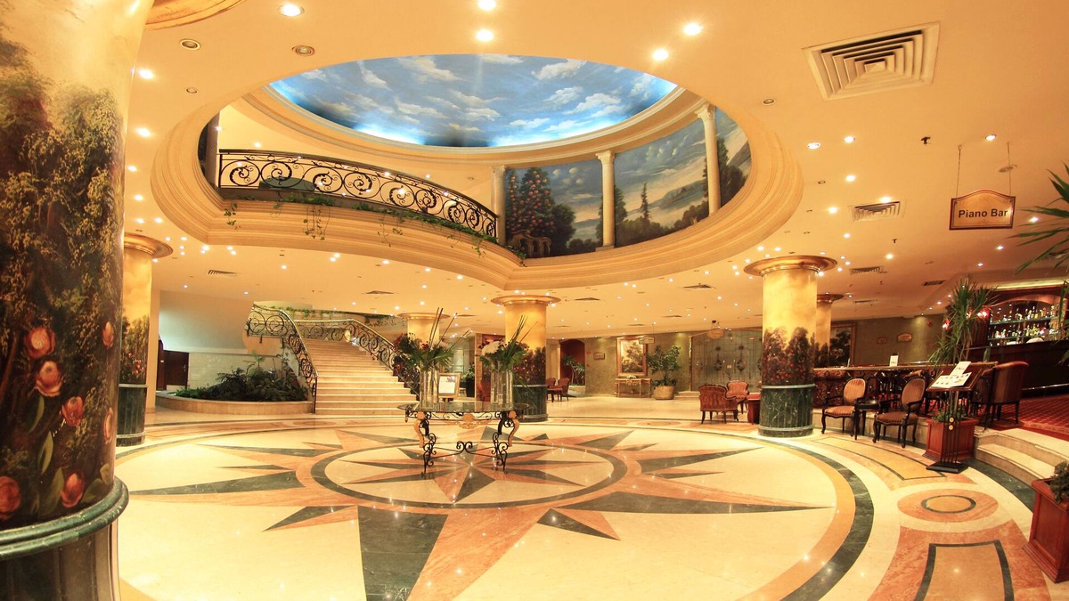 Al Duqqi Hotel | Pyramisa Suites Hotel Cairo