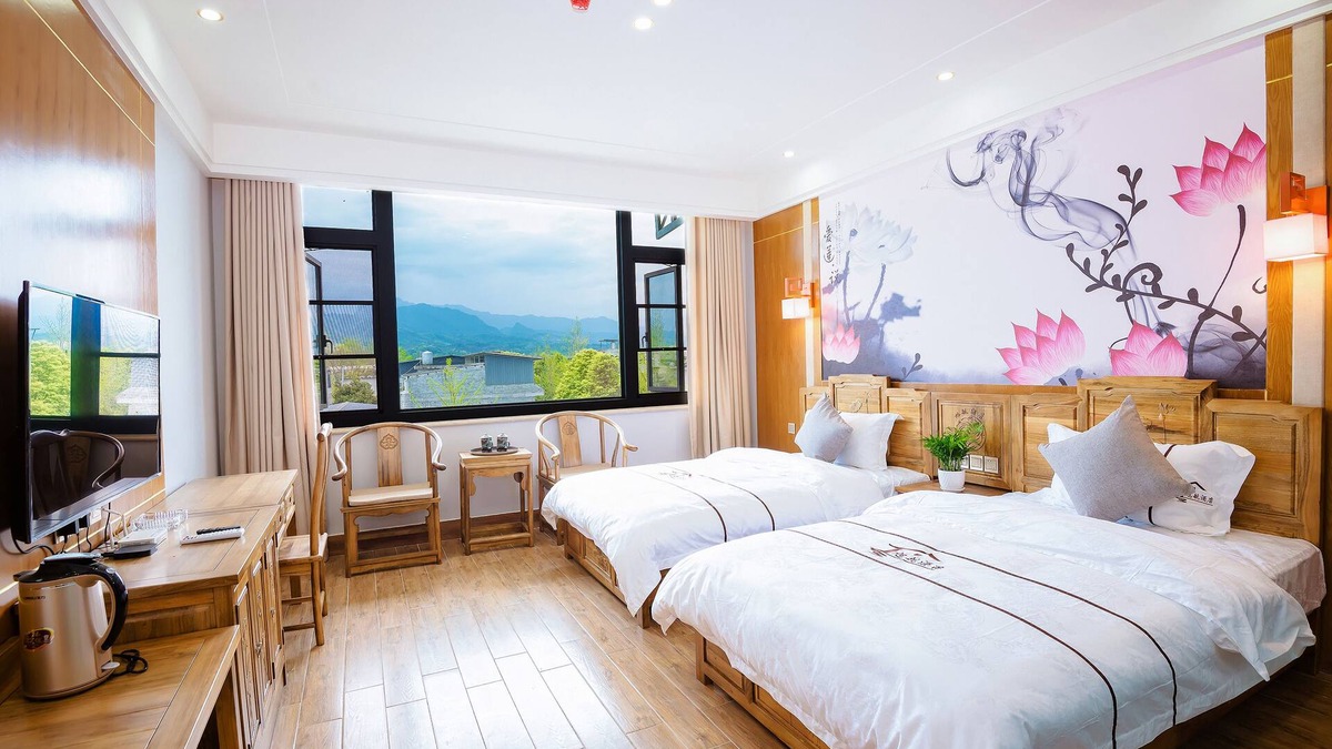 Dujiangyan Hotel | Qingcheng Sunrise Sailing Hotel