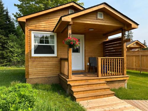 West Quaco House | Quaco Cottages - The Waterloo