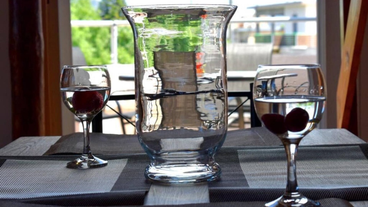 Vatolakkos House | Quadruple Room with Terrace - George & Helen's House