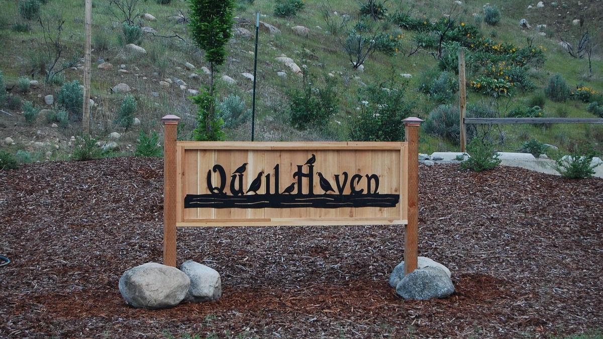 Okanogan House | "Quail Haven" The Serene Hillside Getaway