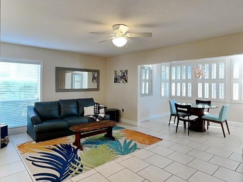 Butler Beach Apartment | Quail Hollow On the Ocean B3 2D