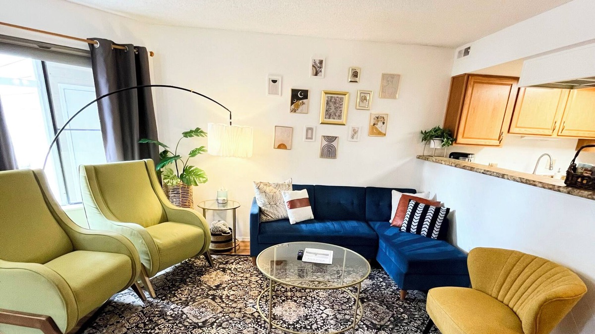 Foothills Condo | Quaint 2 Bedroom Condo 15min to Red Rocks Amphitheater