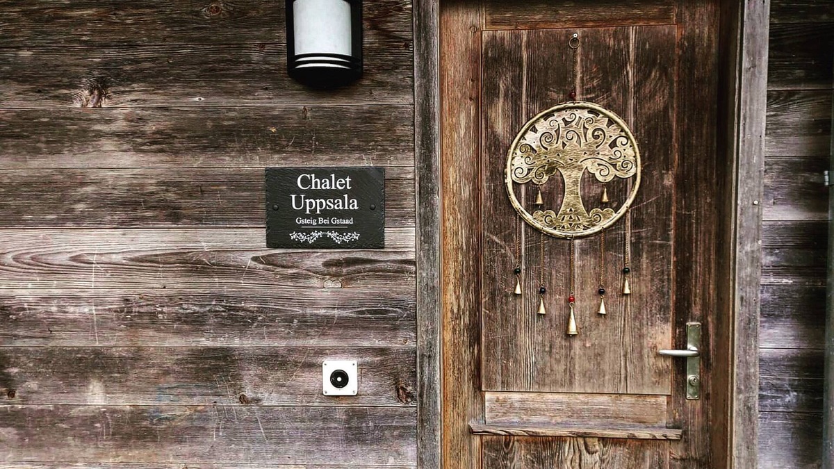 Gsteig Ski Chalet | Quaint chalet in the charming village of Gsteig bei Gstaad.n