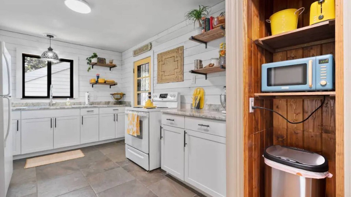 Hot Springs House | Quaint Cottage minutes to Oaklawn and Downtown
