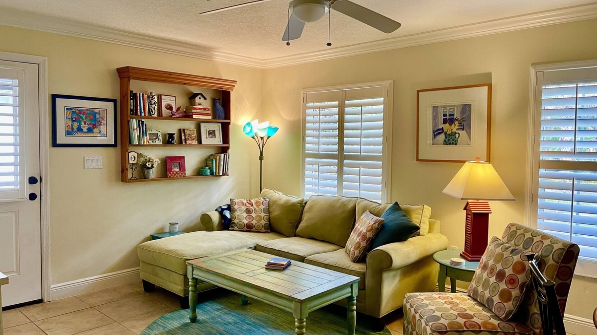 Braden River House | Quaint Country Charm! Private Guest House