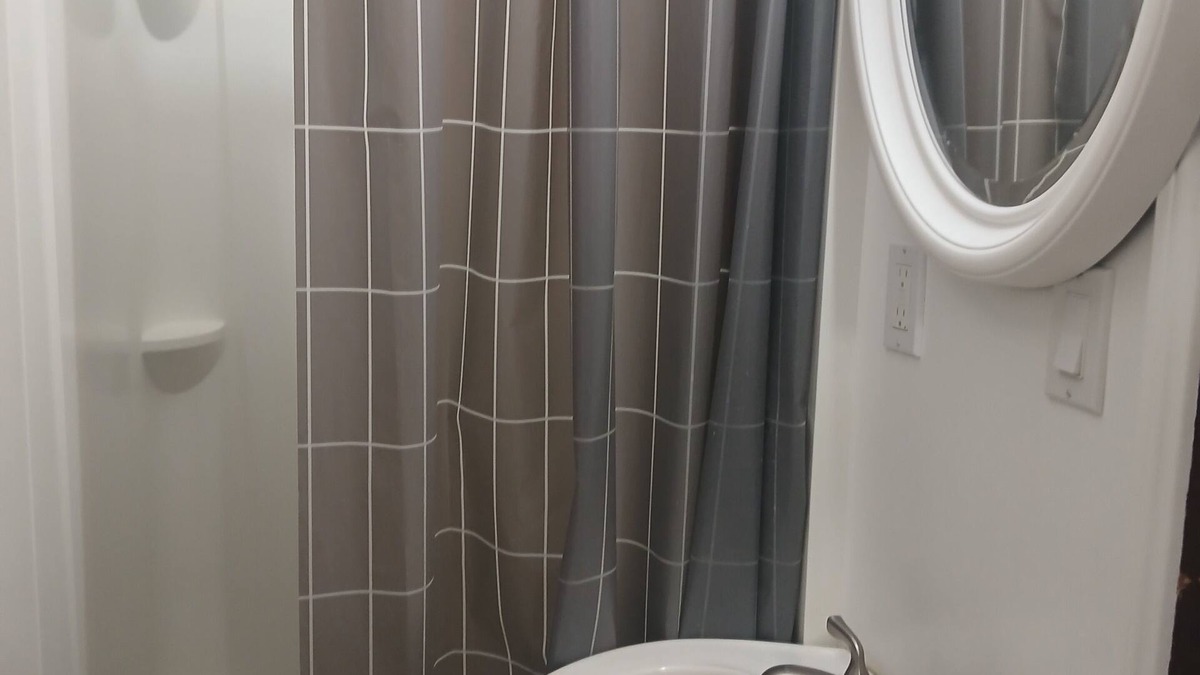 Inglewood House | Quaint house with WiFi in charming Inglewood