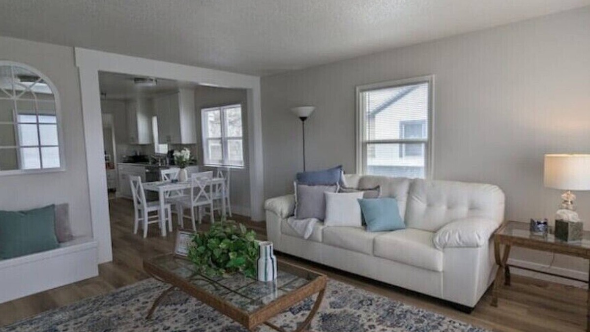 Murray House | Quaint Murray Home in central valley, near mountains & IMC Hospital