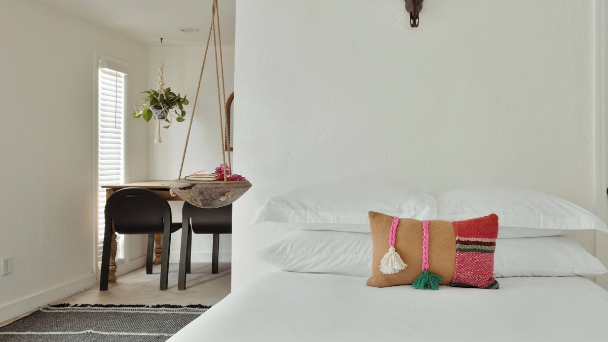 Roosevelt House | Quaint Phoenix Hideaway: Spanish Charm