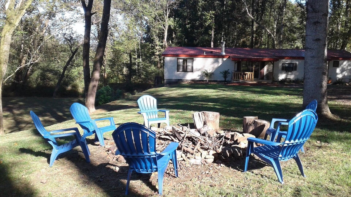 Marble House | QUAINT, PRIVATE ON CREEK WITH WATERFALL
