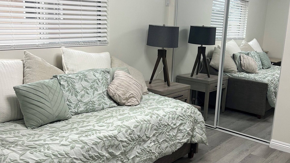 Harbor Apartment | Quaint studio with AC in lovely Lakewood
