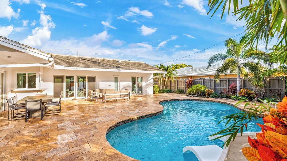 Fort Lauderdale Villa | ★Quality Comforts in the privacy of Lux Villa