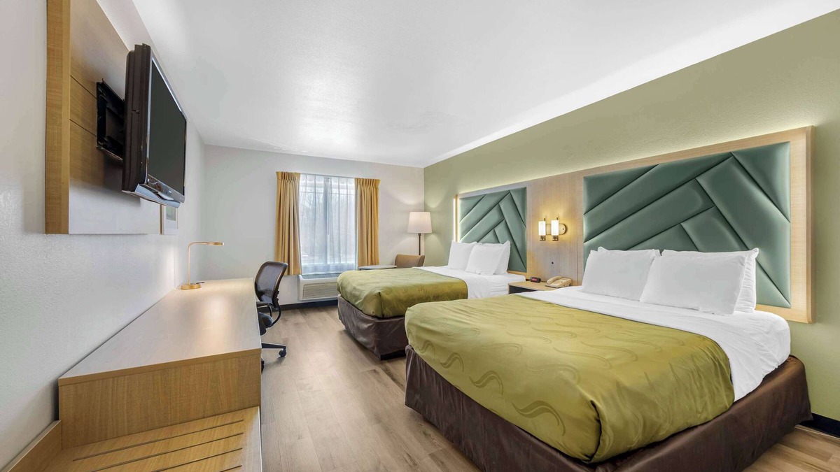 Monterey Hotel | Quality Inn and Suites Monterey, TN - Crossville, TN