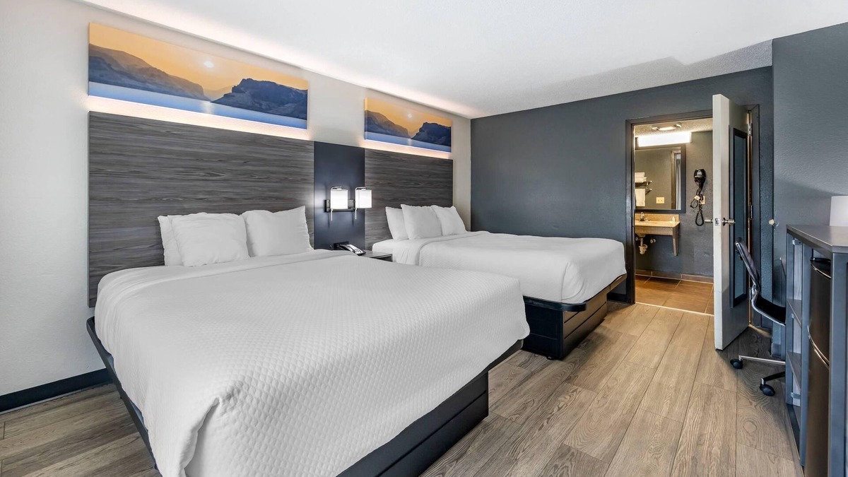 Glasgow Hotel | Quality Inn Glasgow