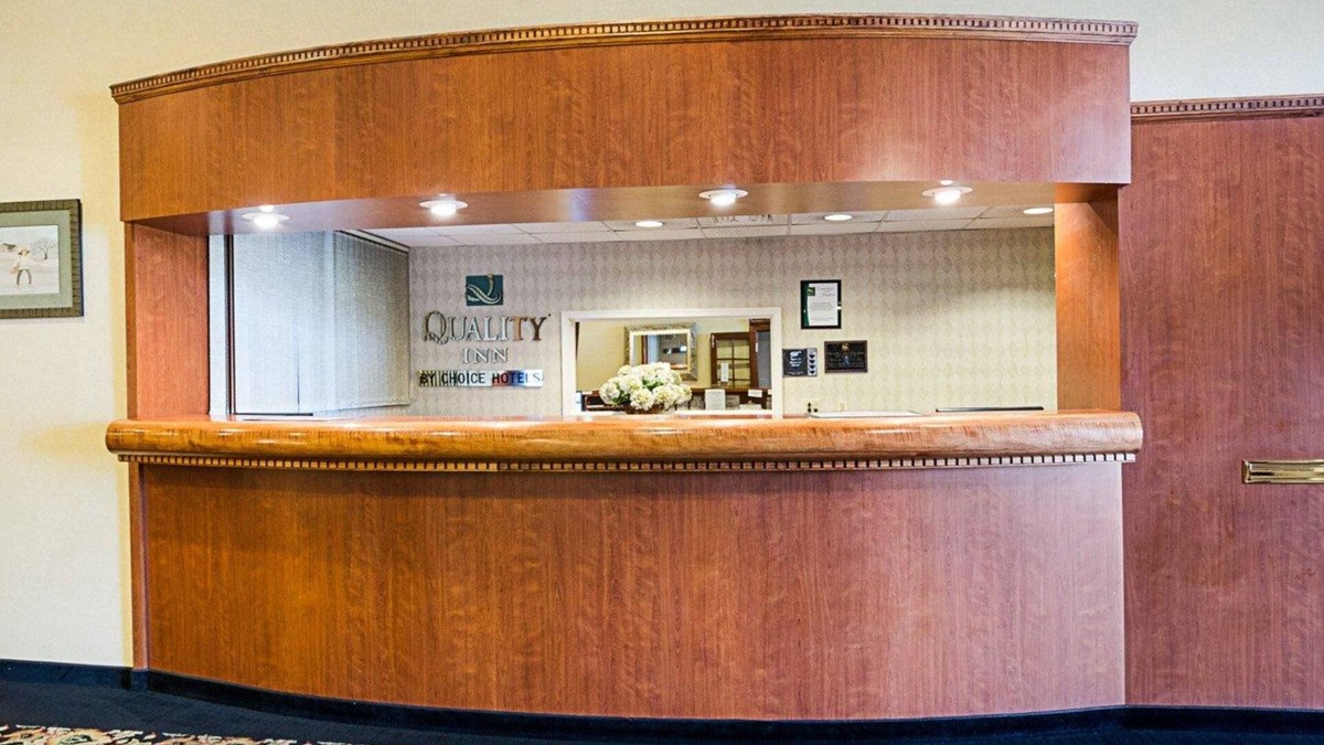New Market Hotel | Quality Inn Shenandoah Valley