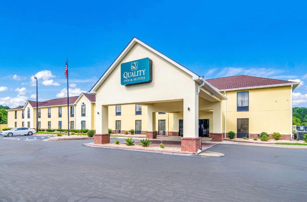 Canton Hotel | Quality Inn & Suites Canton, GA