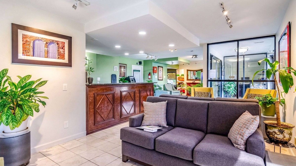 Creedmoor Hotel | Quality Inn & Suites Creedmor - Butner