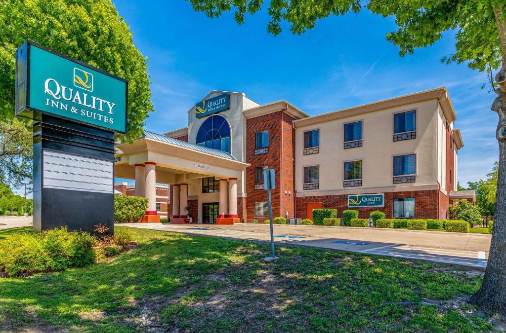 Lampasas Hotel | Quality Inn & Suites Lampasas