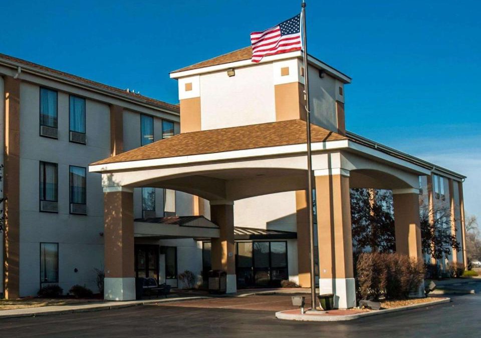 Cahokia Hotel | Quality Inn & Suites near St Louis and I-255