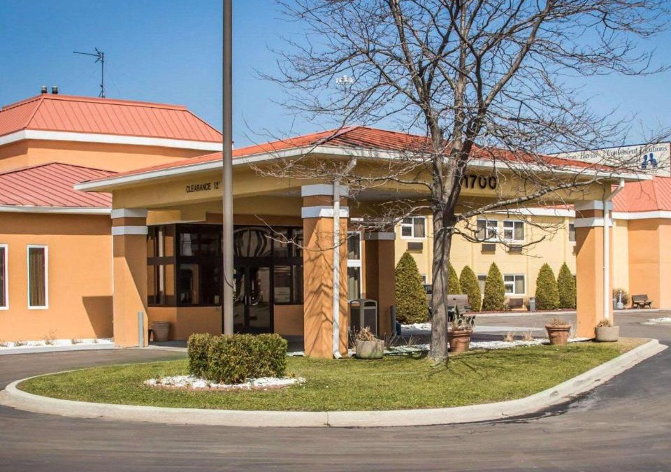 Port Huron Hotel | Quality Inn & Suites Port Huron
