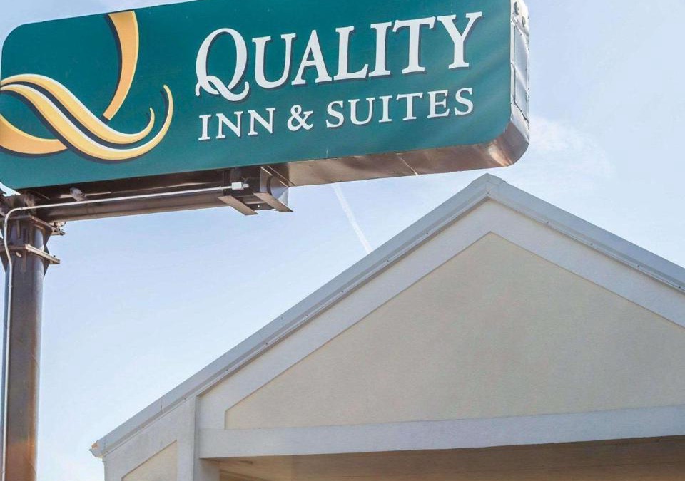 Jasper Hotel | Quality Inn & Suites