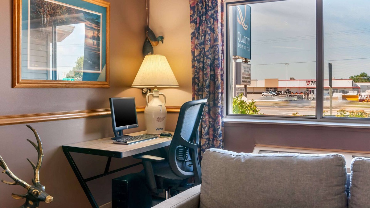 Prairie Du Chien Hotel | Quality Inn & Suites