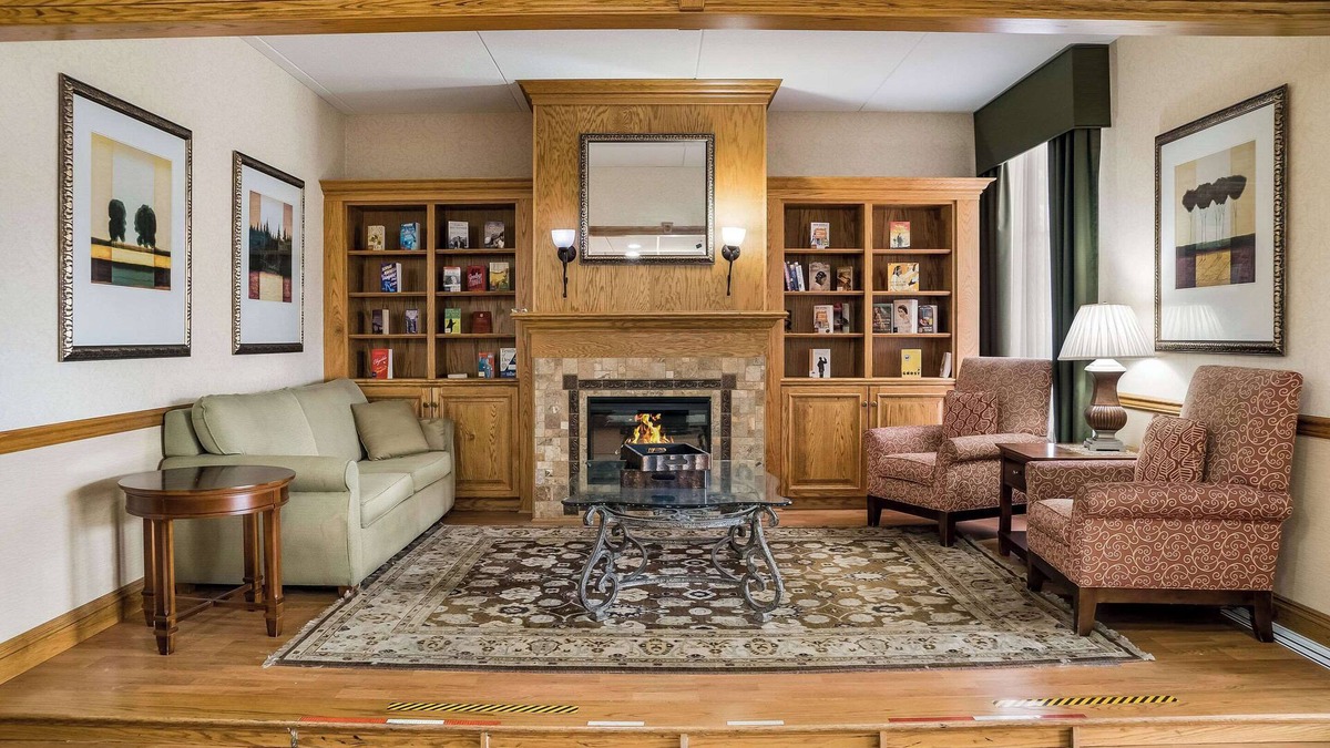 Saginaw Hotel | Quality Inn & Suites