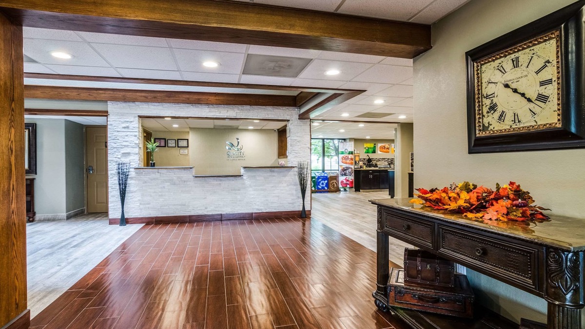 Winfield Hotel | Quality Inn & Suites